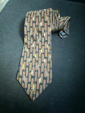 Oscar de la Renta Men's Geometric Pattern Silk Necktie